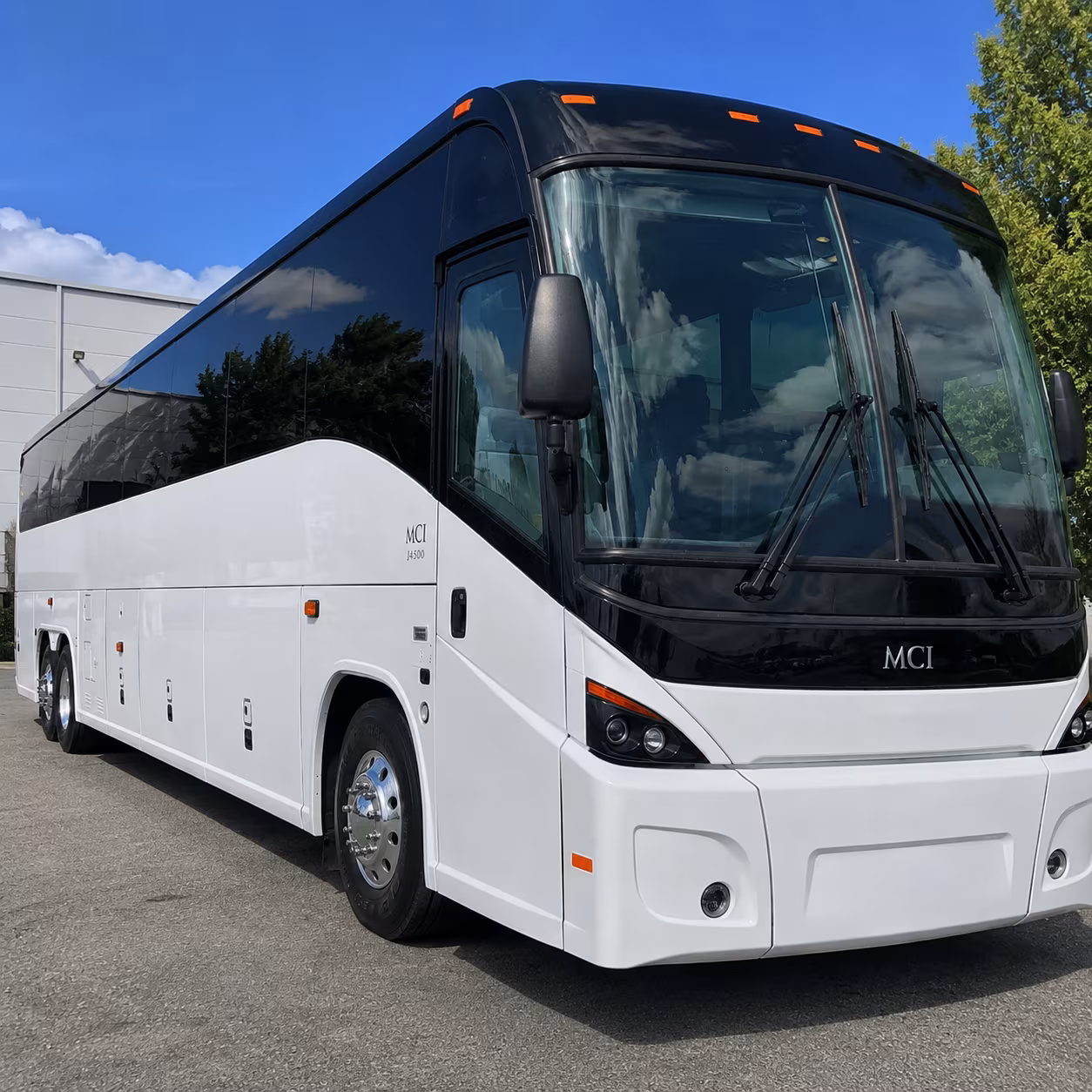 charter bus rentals for outdoor education and nature field trips near sandy springs