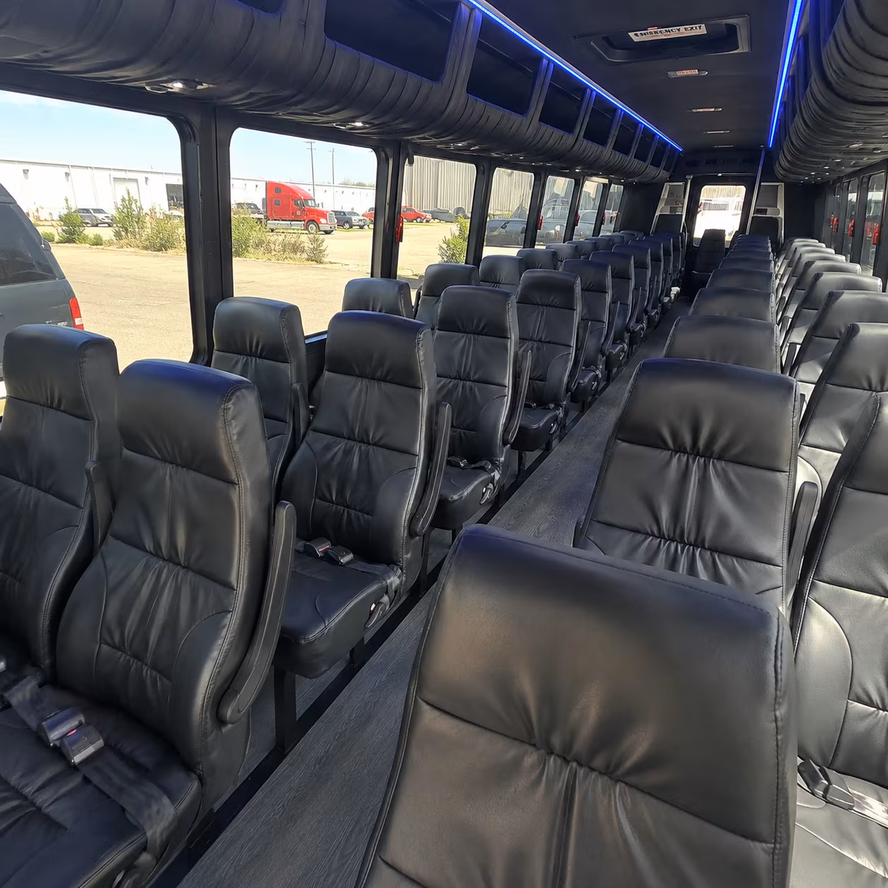 minibus rentals for off site convention dinners and evening events