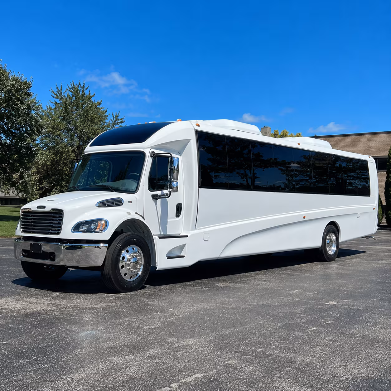 sandy springs 25 passenger minibus