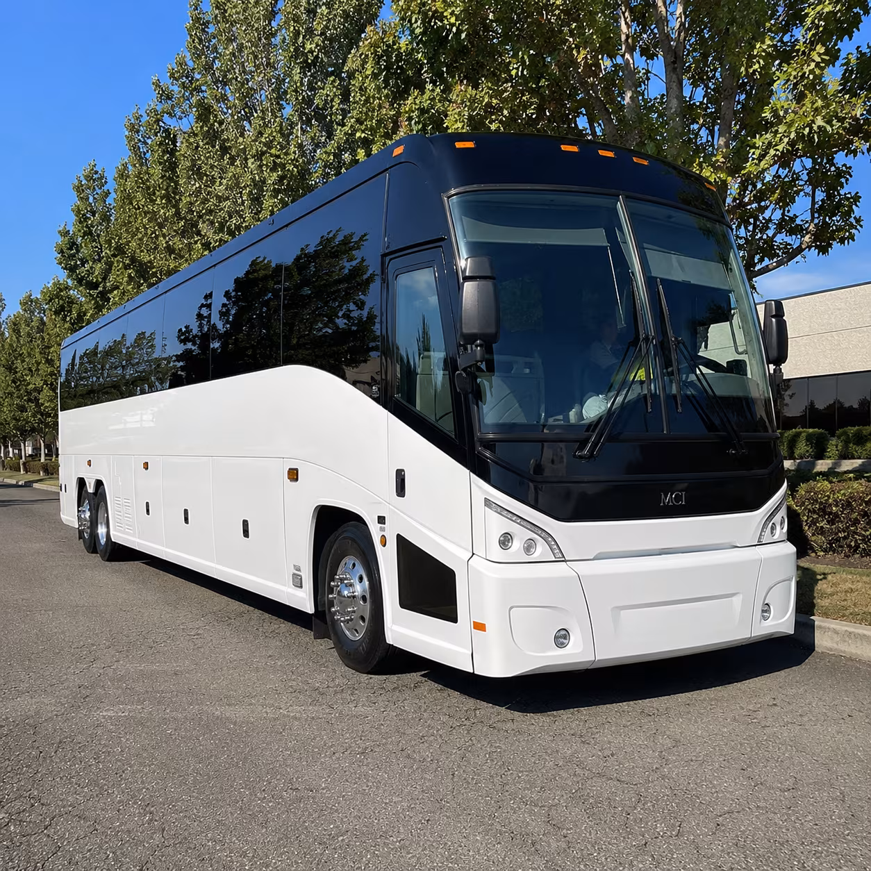 sandy springs 50 passenger charter bus
