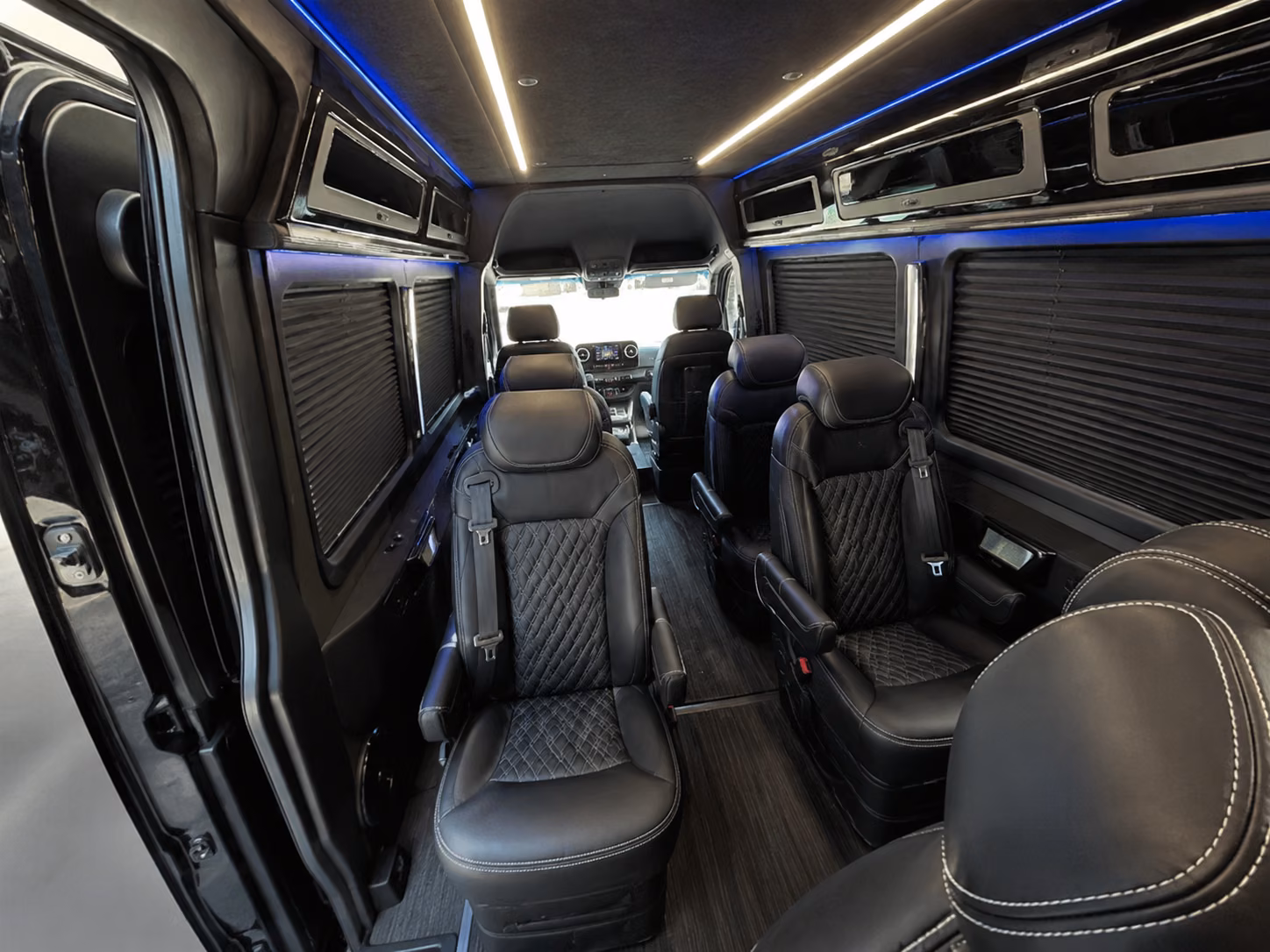 secure transportation for your next bachelor or bachelorette party 1
