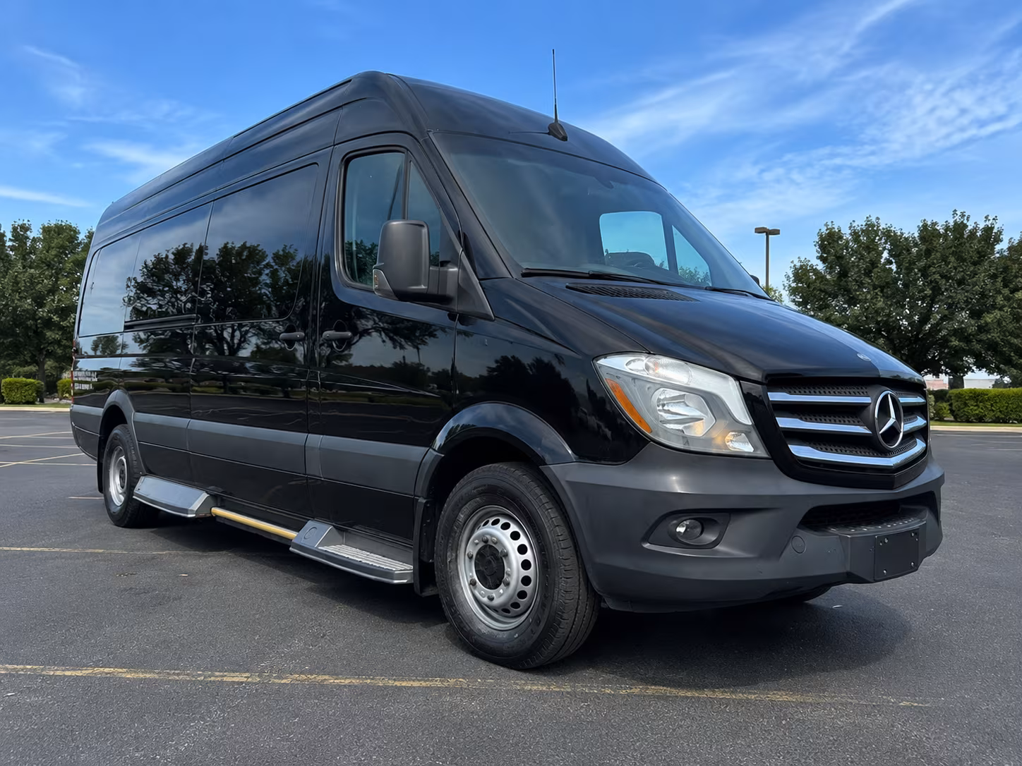 secure transportation for your next convention or trade show 1