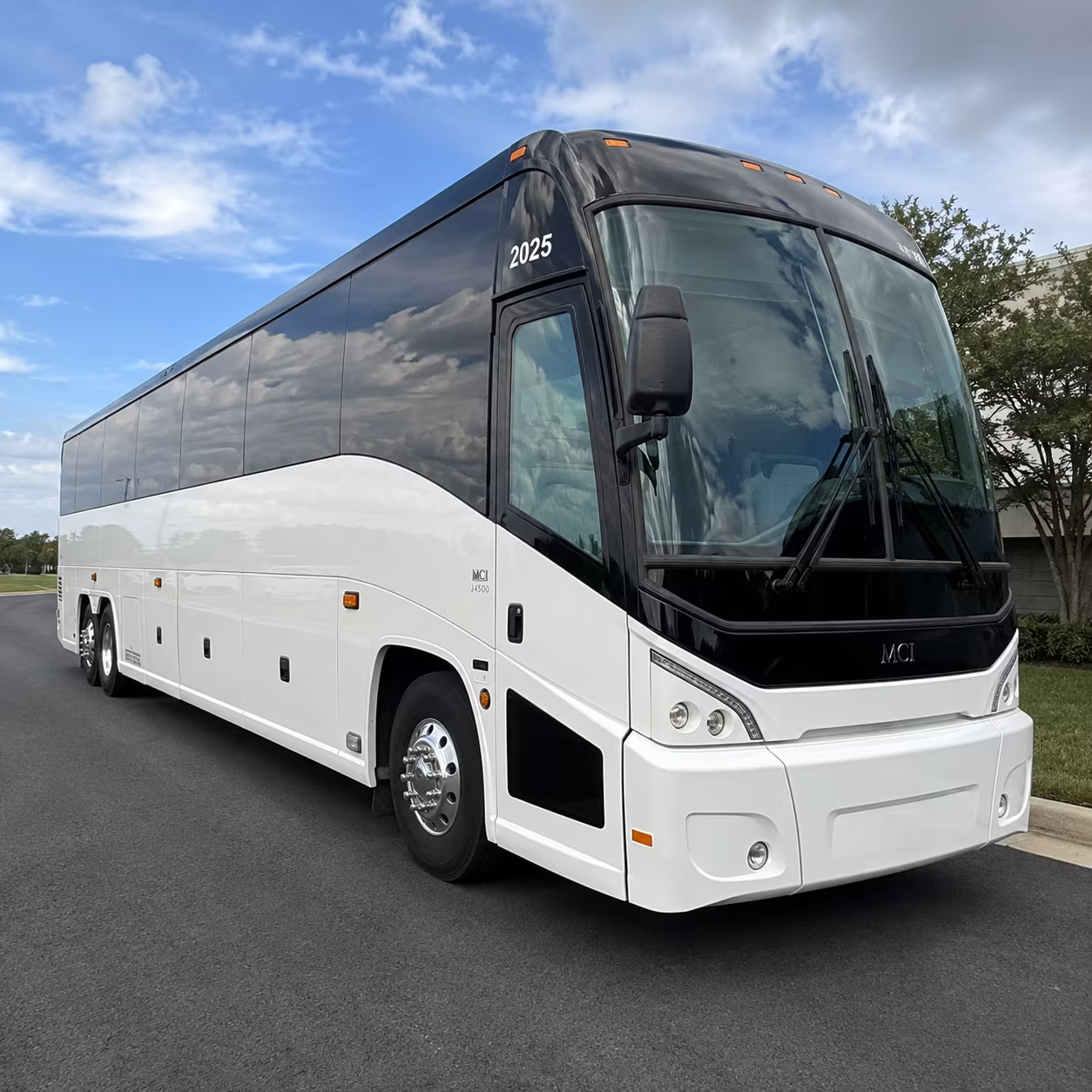 secure transportation for your next field trip 2