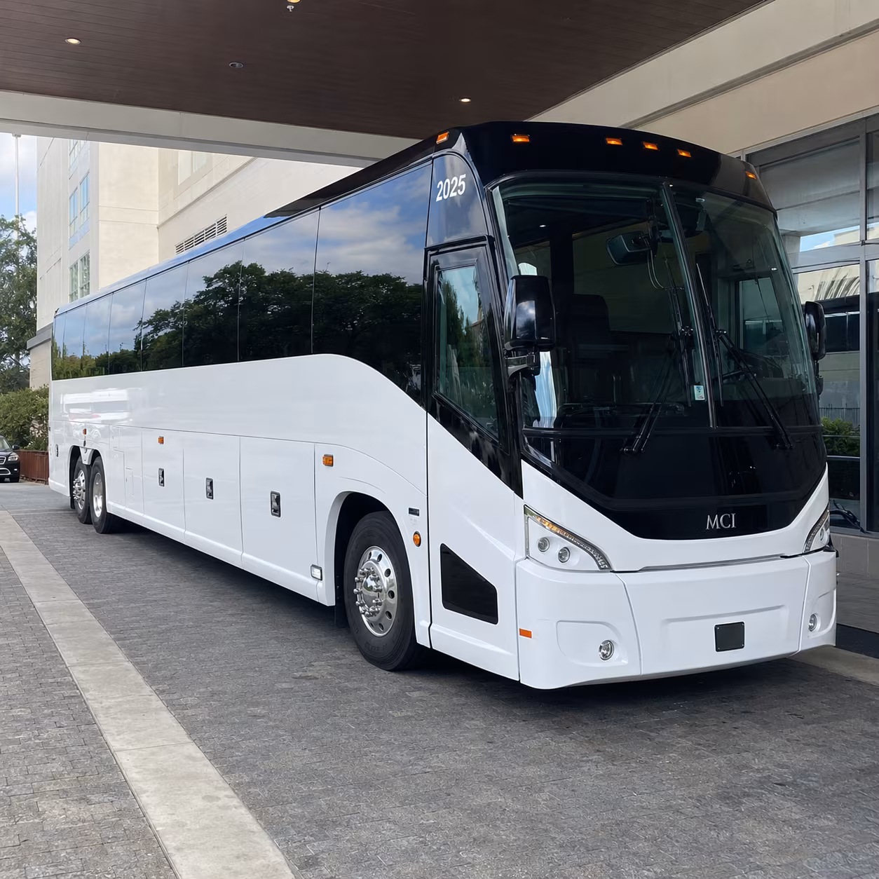why rent using sandyspringsminibuscompany com 2